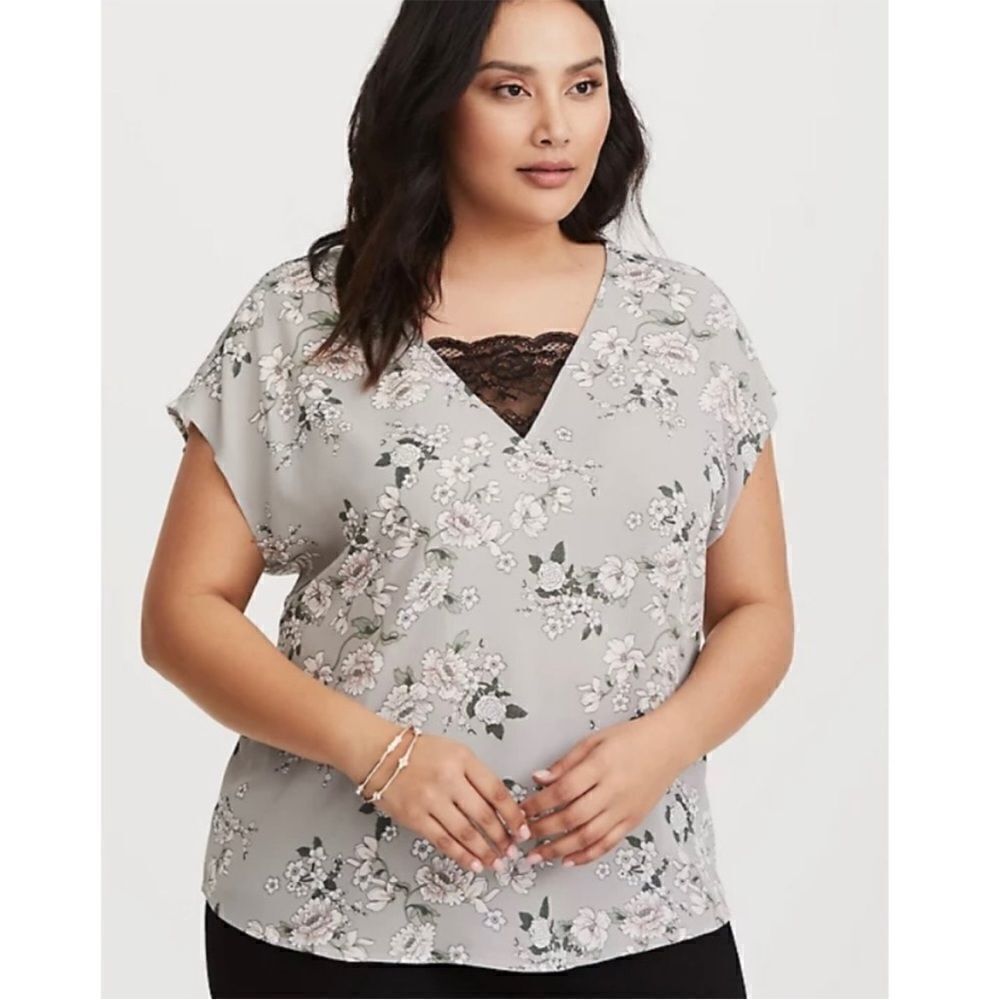 Torrid Gray Floral Lace Inset Georgette Blouse 4